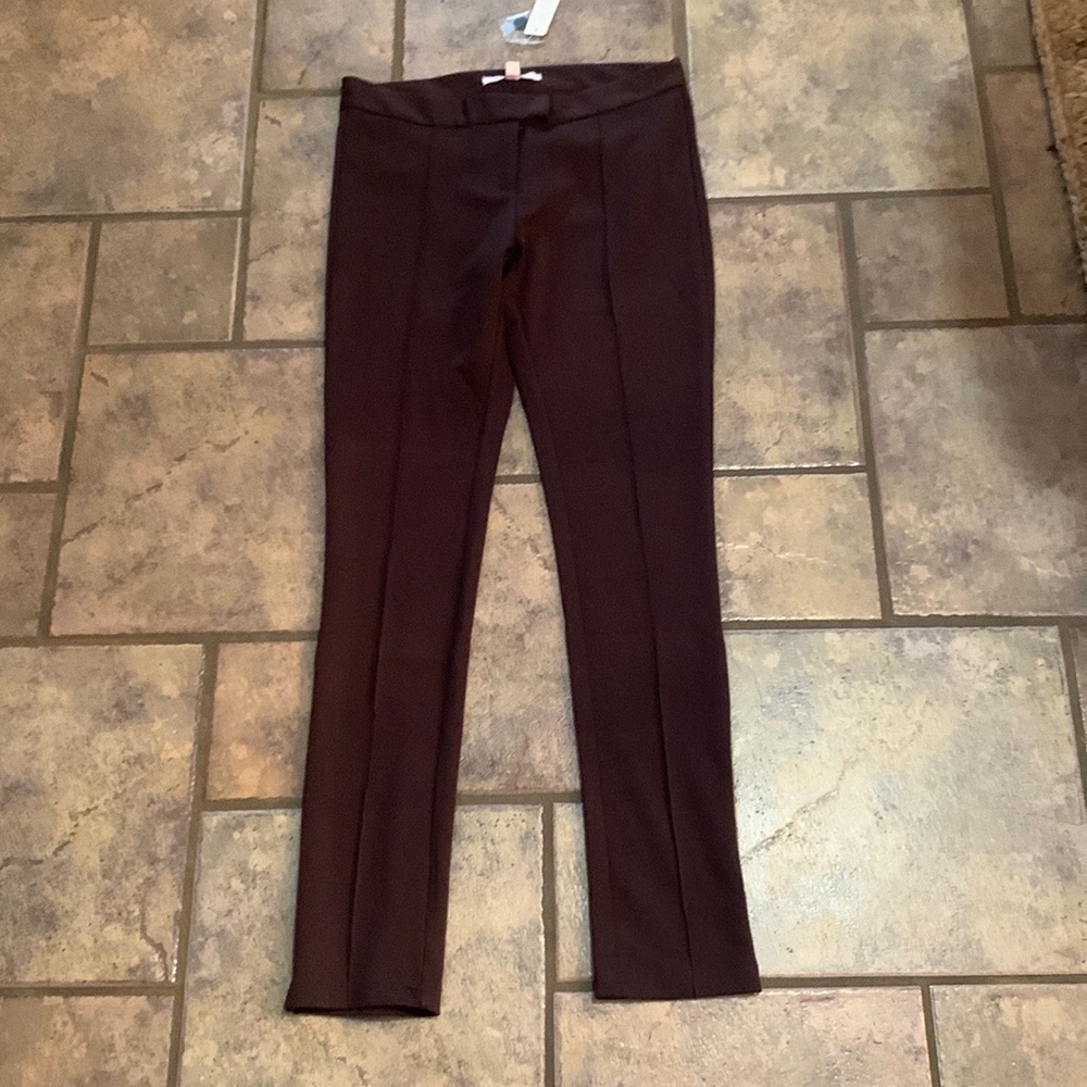 NWT Romeo and Juliet Coutire Dark Brown pant legging